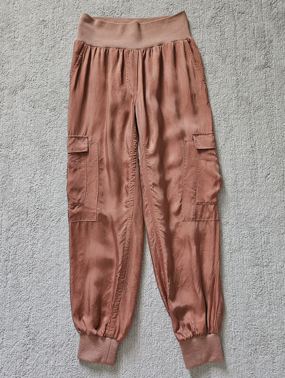 Cinq A Sept Giles Cargo Joggers Size Small In Apricot